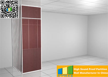 Desplazamiento de los paneles de pared movibles del plegamiento insonoro ultraalto para los altos divisores de la sala de exposiciones