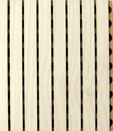 El panel acústico acanalado de madera de la decoración ligera/los paneles fonoabsorbentes