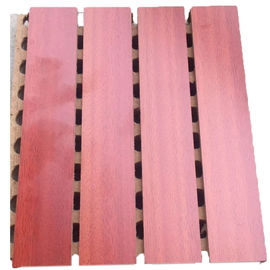 Los paneles de pared acanalados interiores acanalados de madera concretos prefabricados de división del panel acústico