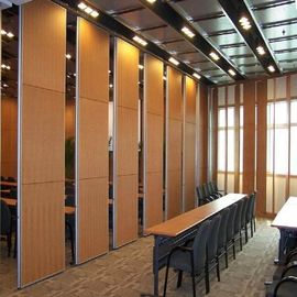 Pared de división acústica decorativa de aluminio de la posición interior para la sala de conferencias