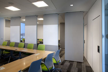 Paredes de división movibles plegables de desplazamiento acústicas para la sala de reunión