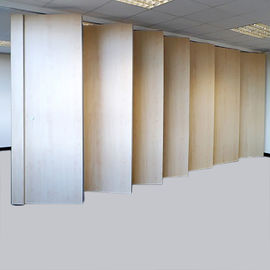Paredes de división plegables insonoras de madera de la oficina Singapur/sistemas movibles de la pared de división