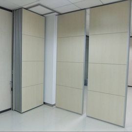 Forme las paredes de división de la oficina de desplazamiento con el marco de aluminio que cuelga la posición interior del sistema