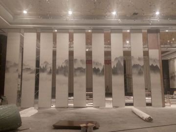 El panel de pared acústico de división de la sala de clase comercial de los muebles anchura de 500 - 1200 milímetros