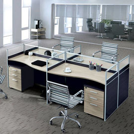 Divisiones de los muebles de la oficina de aduana con el gabinete de almacenamiento, escritorio del puesto de trabajo de 4 personas