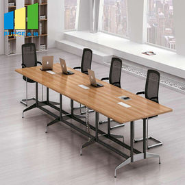 Sillas de mesas de reuniones contemporáneas ajustables con Wearability fuerte de las ruedas