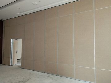 Divisor acústico de la pared de división de la superficie decorativa de la melamina para el sitio de entrenamiento