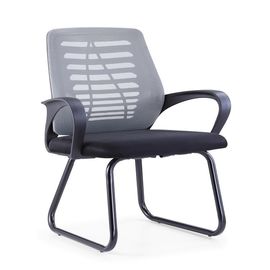 Silla ergonómica ejecutiva de la oficina, silla llena negra de la oficina de la malla con el reposapiés