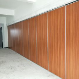 Puerta plegable movible de la pared de división de la sala de clase acústica con la prueba de los sonidos