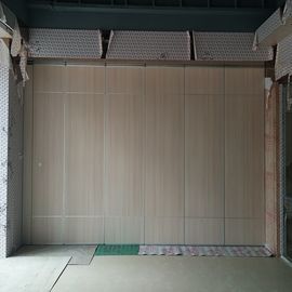 El sitio durable de la prueba de los sonidos divide los paneles decorativos de la ejecución acústica desprendible de madera