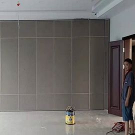 Salón de baile movible de las paredes de división del plegamiento insonoro del hotel que resbala divisiones plegables de la pared