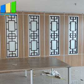 Puerta de aluminio acústica de la división de los tabiques con el diseño de cristal de la parrilla para el hotel