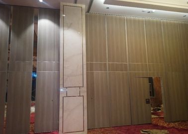 mueble de madera del acero inoxidable de Hpl del convenio de la sala de clase de 65m m que dobla la pared de división operable para la India
