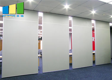 divisores acústicos insonoros de desplazamiento plegables de la sala de conferencias de las paredes de división de 65m m
