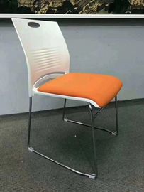 El múltiplo ergonómico de la silla de la oficina de EBUNGE colorea la silla apilable del visitante de la huésped de la oficina para la sala de reunión