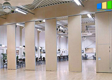 La sala de reunión de la oficina de la prueba de los sonidos artesona la pared de división de desplazamiento material de madera del grueso de 65m m