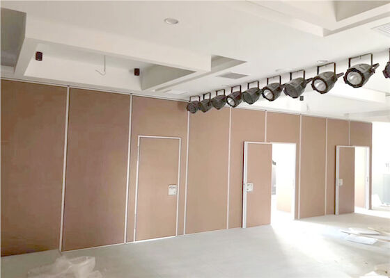 El mueble de la India defiende las paredes de divisiones plegables de desplazamiento acústicas de madera del sitio