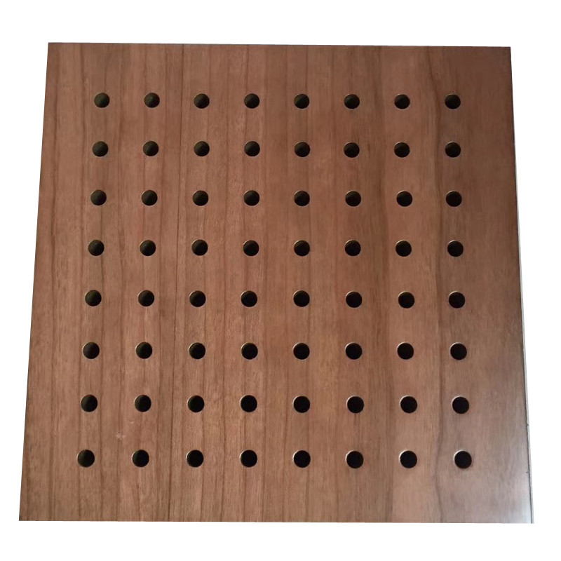 Tablero decorativo de madera perforado del techo de los paneles