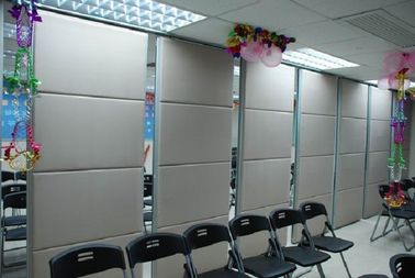 Plegamiento fácil de la instalación del ahorro de espacio y paredes de división insonoras operables para la sala de reunión