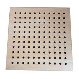 Tablero de madera de los paneles acústicos del aislamiento de madera perforado insonoro de la fibra de vidrio