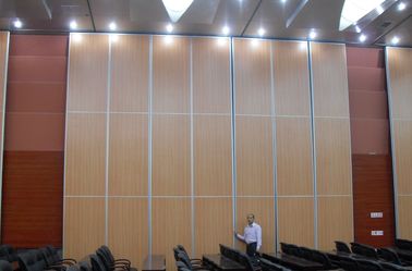 Paredes de división de madera movibles plegables para el sistema de la ejecución del top de la sala de conferencias
