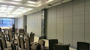 Superficie de aluminio movible del cuero del marco de las paredes de división del hotel del multicolor