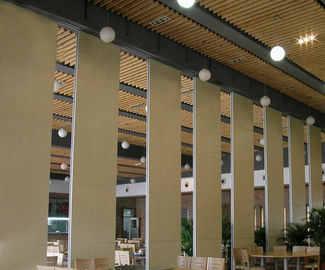 Material fonoabsorbente que resbala las paredes de divisiones para el sitio de la sala de banquetes y de la oficina