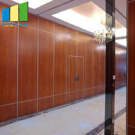Paredes de división operables de madera de Malasia que doblan la puerta de la división para el hotel