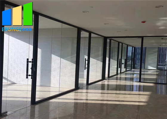 El vidrio moderado de aluminio de la oficina divide las paredes interiores comerciales de la oficina portátil
